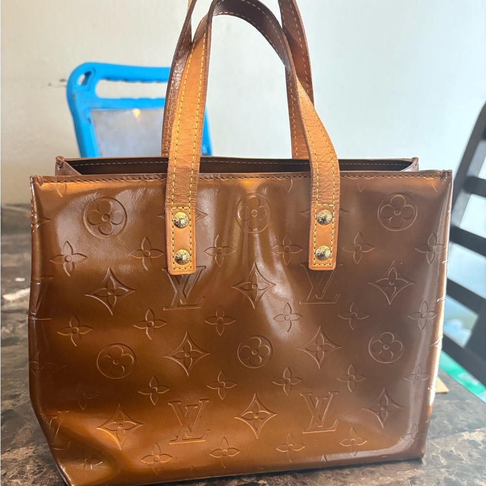 Louis Vuitton purse